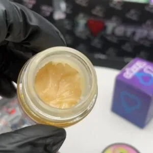 Discover iLoveTerps Premium Live Resin Badder, a full ounce of rich flavor, potent effects, and unmatched terpene preservation.